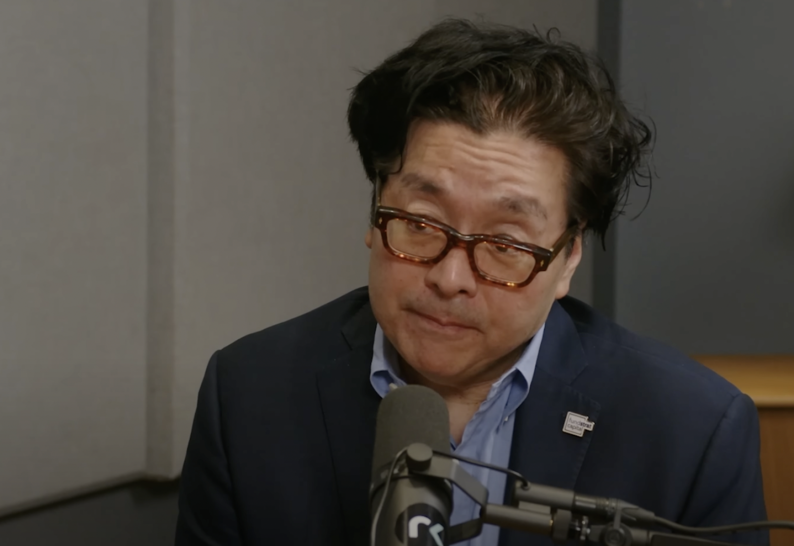 Том Лі про обвал ринку: “Дно виглядає непривабливо”.