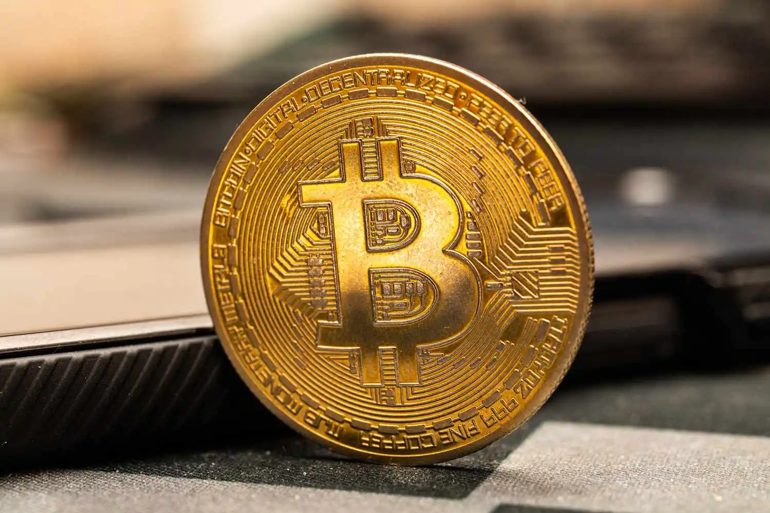 Поведінка майнерів біткоїна підтверджує формування локального мінімуму на рівні 80,000 доларів – деталі